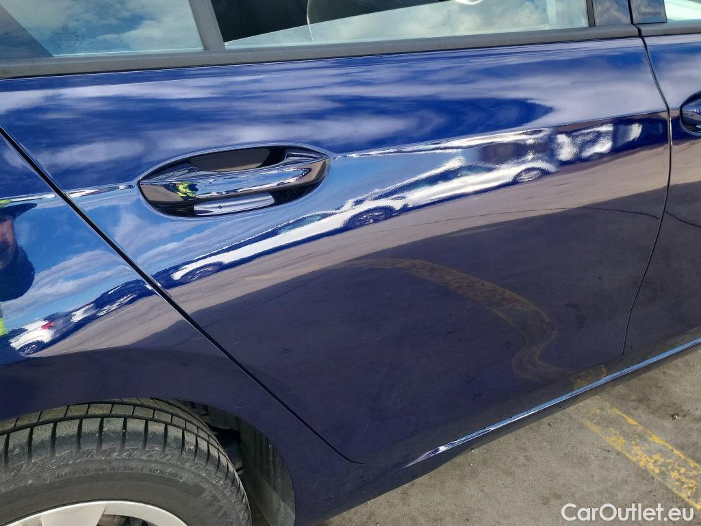  Volkswagen  Golf  VOLKSWAGEN / 2020 / 5P / berlina con portón 1.0 TSI 81kW (110CV) #1