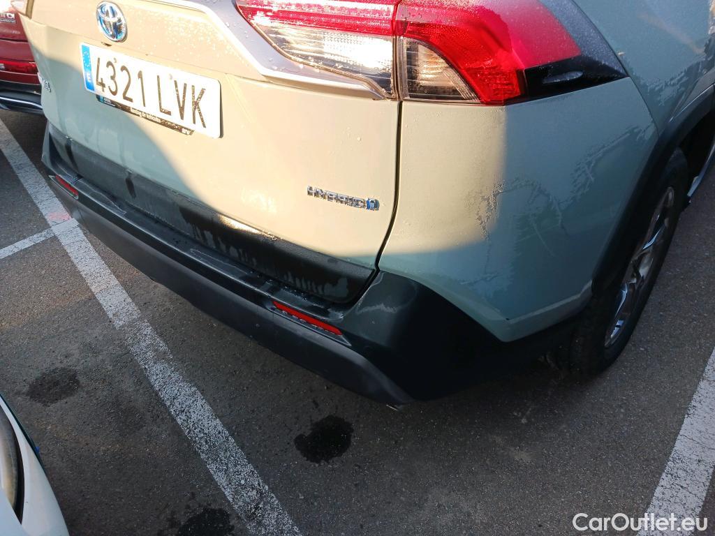  Toyota  RAV4 TOYOTA  / 2018 / 5P / todoterreno 2.5l 220H Advance #11