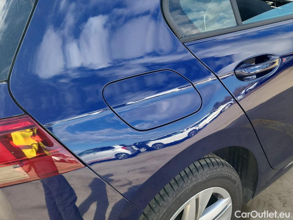  Volkswagen  Golf  VOLKSWAGEN / 2020 / 5P / berlina con portón 1.0 TSI 81kW (110CV) #3