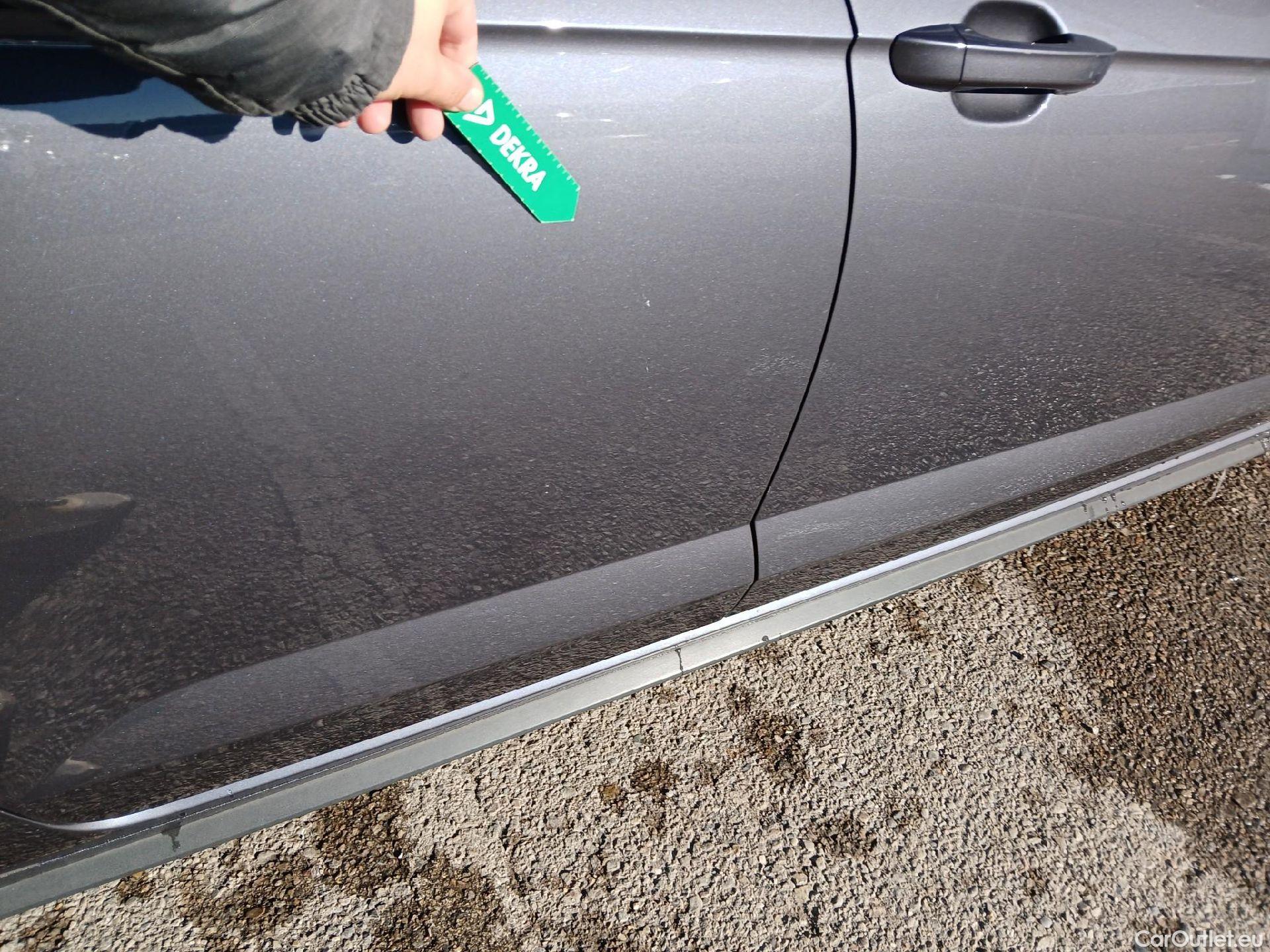  Volkswagen  Polo  VI R-Line 1.0 TSI 95CV AT7 E6d #17