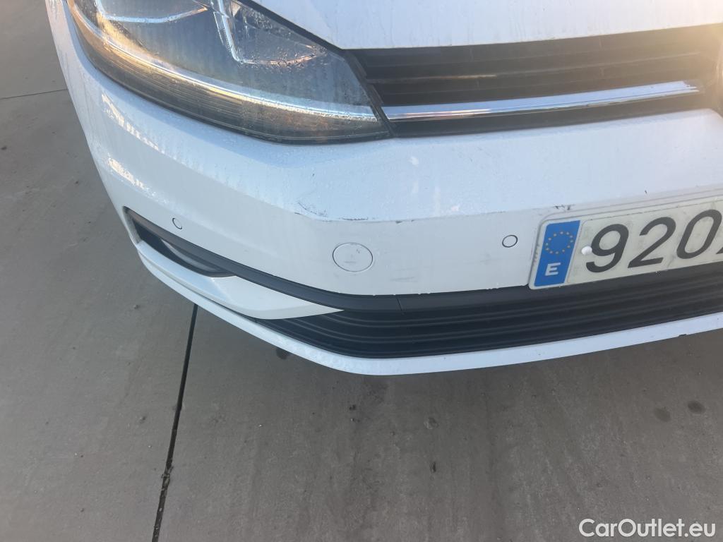  Volkswagen  Golf  VOLKSWAGEN / 2016 / 5P / berlina con portón Ready2Go 1.6 TDI 85kW (115CV) #25