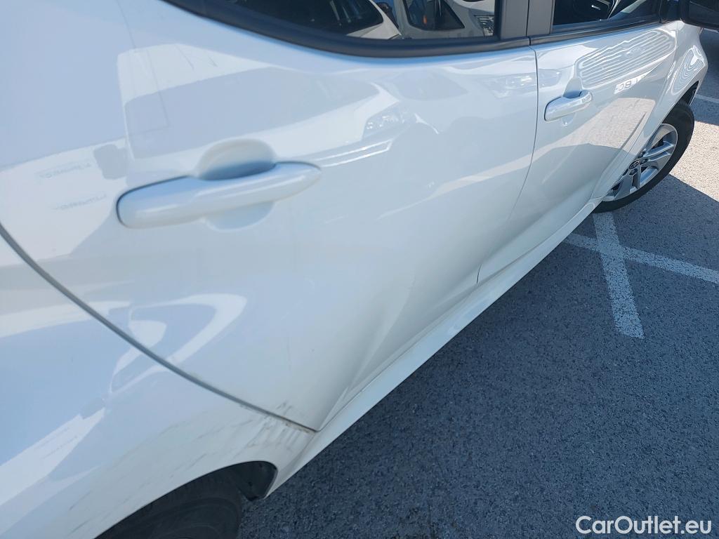  Toyota  Yaris TOYOTA  / 2020 / 5P / berlina con portón 1.5 120H Business Plus #15