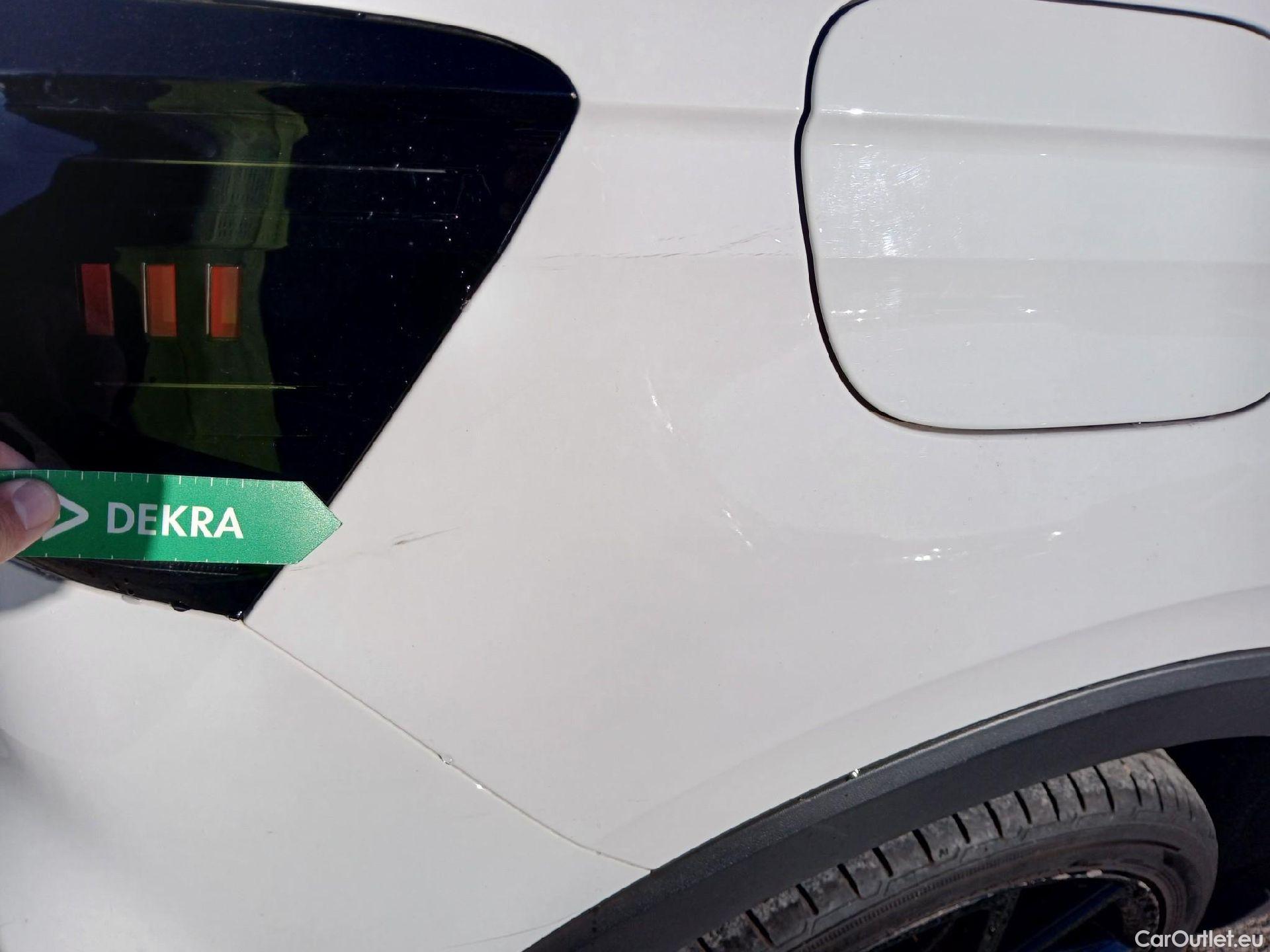  Volkswagen  T-CROSS VOLKSWAGEN  / 2018 / 5P / todoterreno Sport 1.5 TSI 110kW (150CV) DSG #30