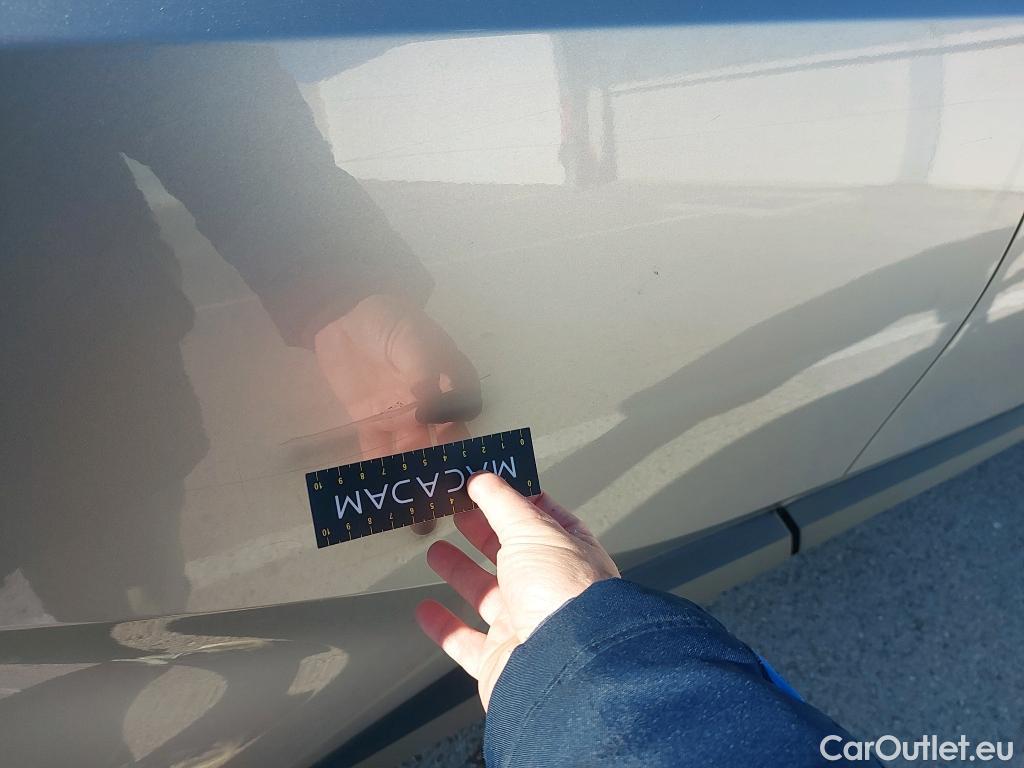  Toyota  C-HR TOYOTA  / 2016 / 5P / todoterreno 1.8 125H Advance (CX) #5