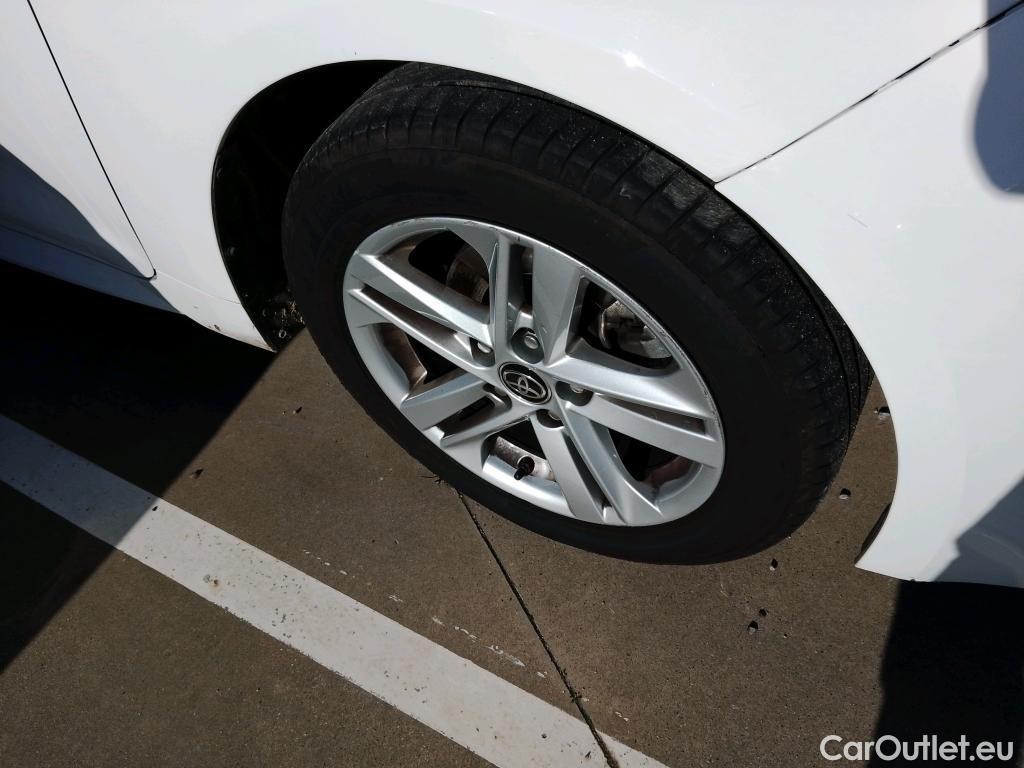  Toyota  Corolla TOYOTA  / 2019 / 5P / berlina con portón 1.8 125H BUSINESS PLUS E-CVT #3