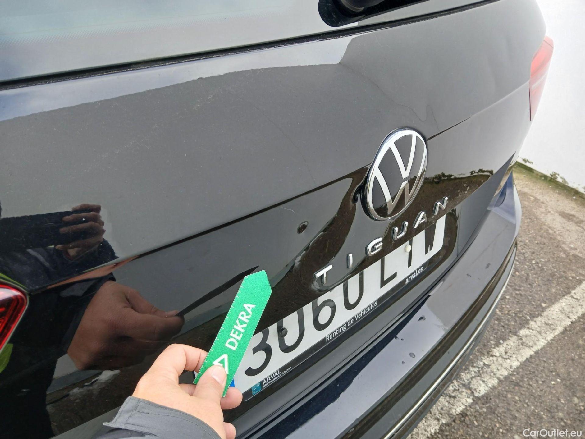  Volkswagen  Tiguan VOLKSWAGEN  / 2020 / 5P / todoterreno R-Line 2.0 TDI 110kW (150CV) DSG #24