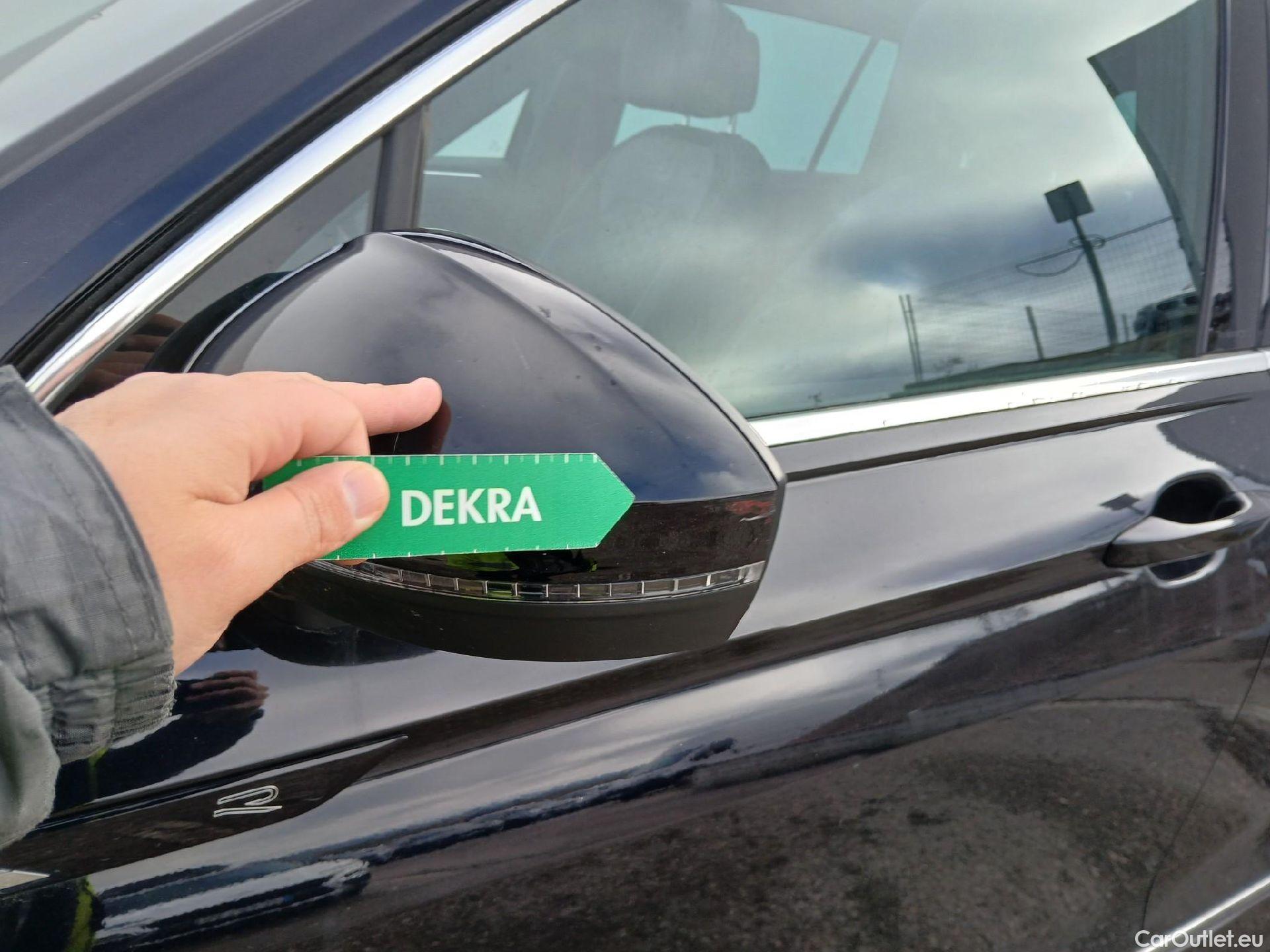  Volkswagen  Tiguan VOLKSWAGEN  / 2020 / 5P / todoterreno R-Line 2.0 TDI 110kW (150CV) DSG #10