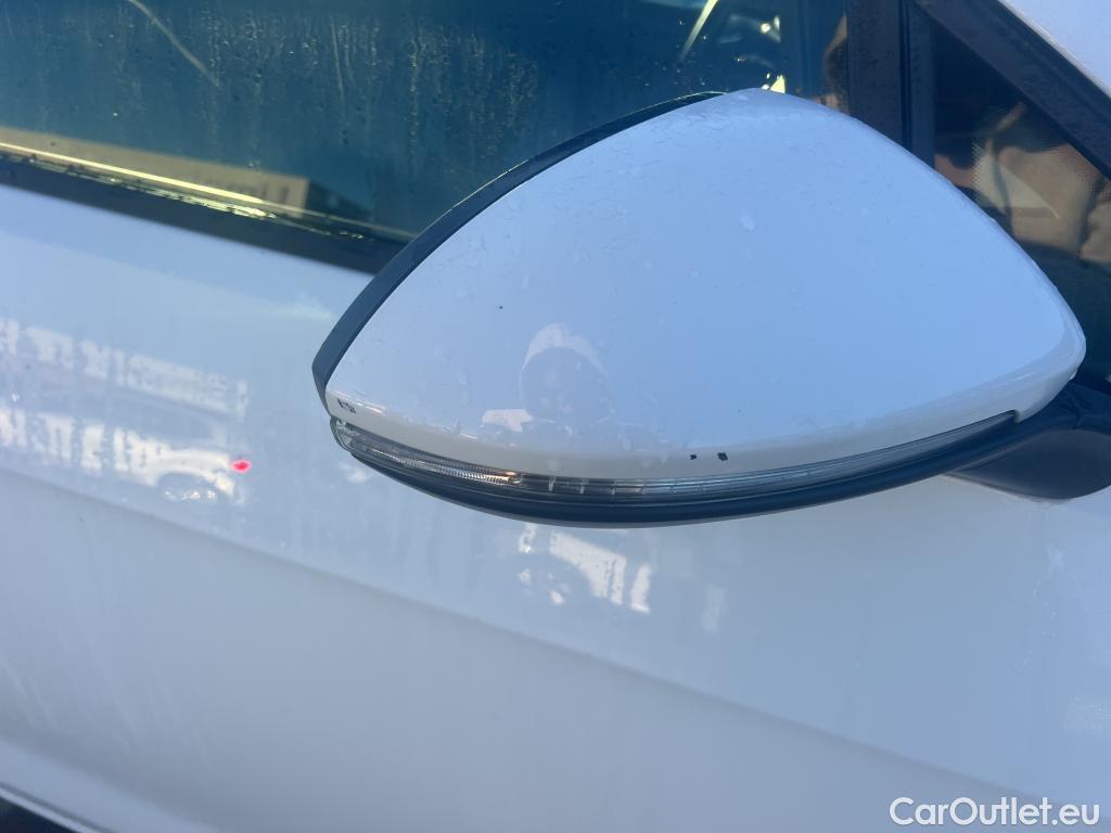  Volkswagen  Golf  VOLKSWAGEN / 2016 / 5P / berlina con portón Ready2Go 1.6 TDI 85kW (115CV) #34