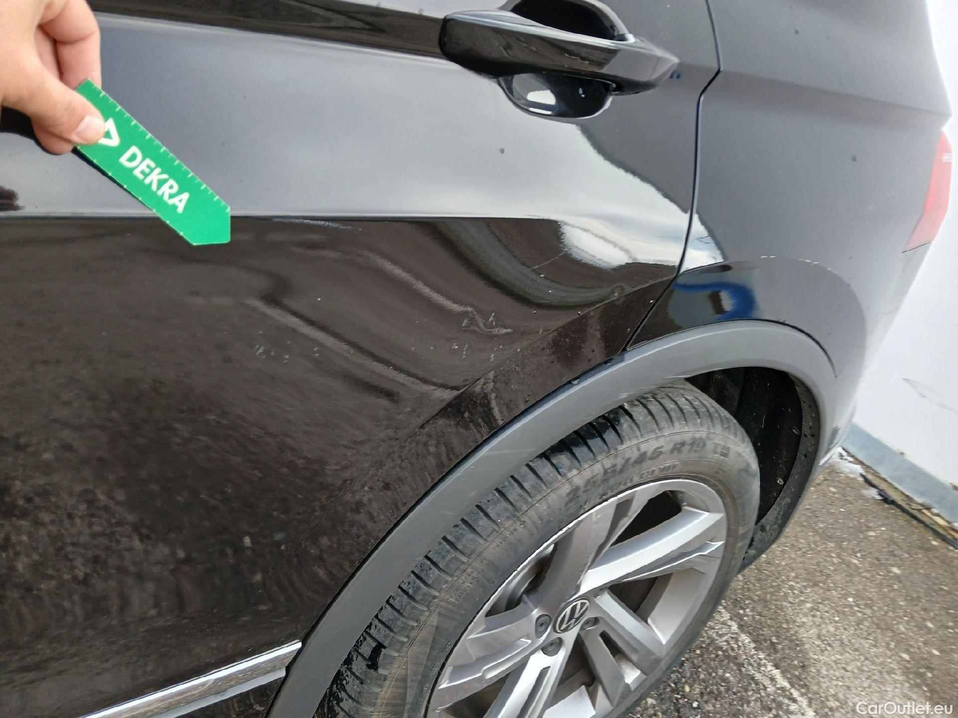  Volkswagen  Tiguan VOLKSWAGEN  / 2020 / 5P / todoterreno R-Line 2.0 TDI 110kW (150CV) DSG #13