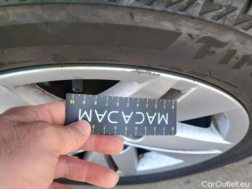  Volkswagen  Golf  VOLKSWAGEN / 2020 / 5P / berlina con portón 1.0 TSI 81kW (110CV) #8