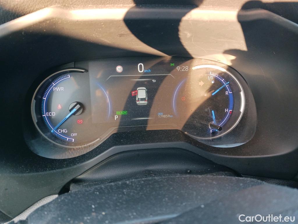  Toyota  RAV4 TOYOTA  / 2018 / 5P / todoterreno 2.5l 220H Advance #15