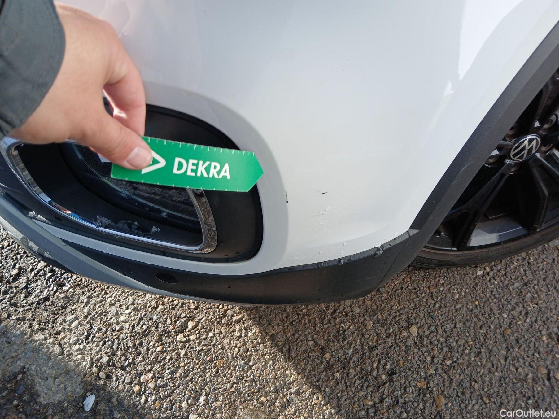  Volkswagen  T-CROSS VOLKSWAGEN  / 2018 / 5P / todoterreno Sport 1.5 TSI 110kW (150CV) DSG #3