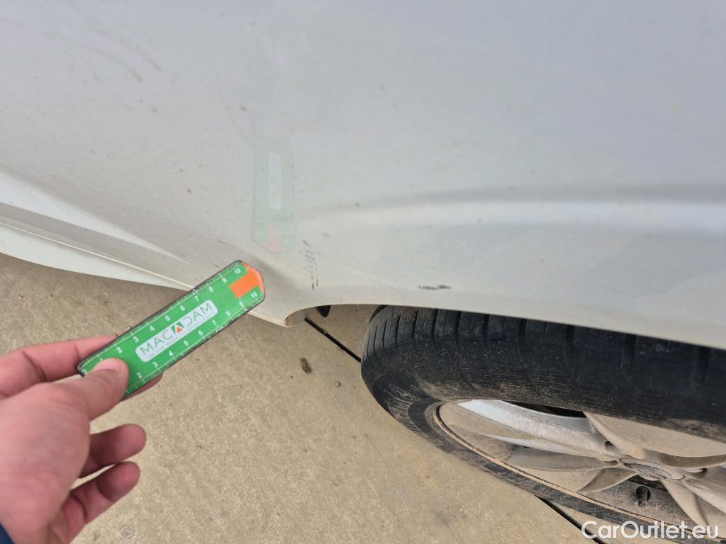  Volvo  XC60 VOLVO  / 2017 / 5P / todoterreno 2.0 B4 D Core Auto #4