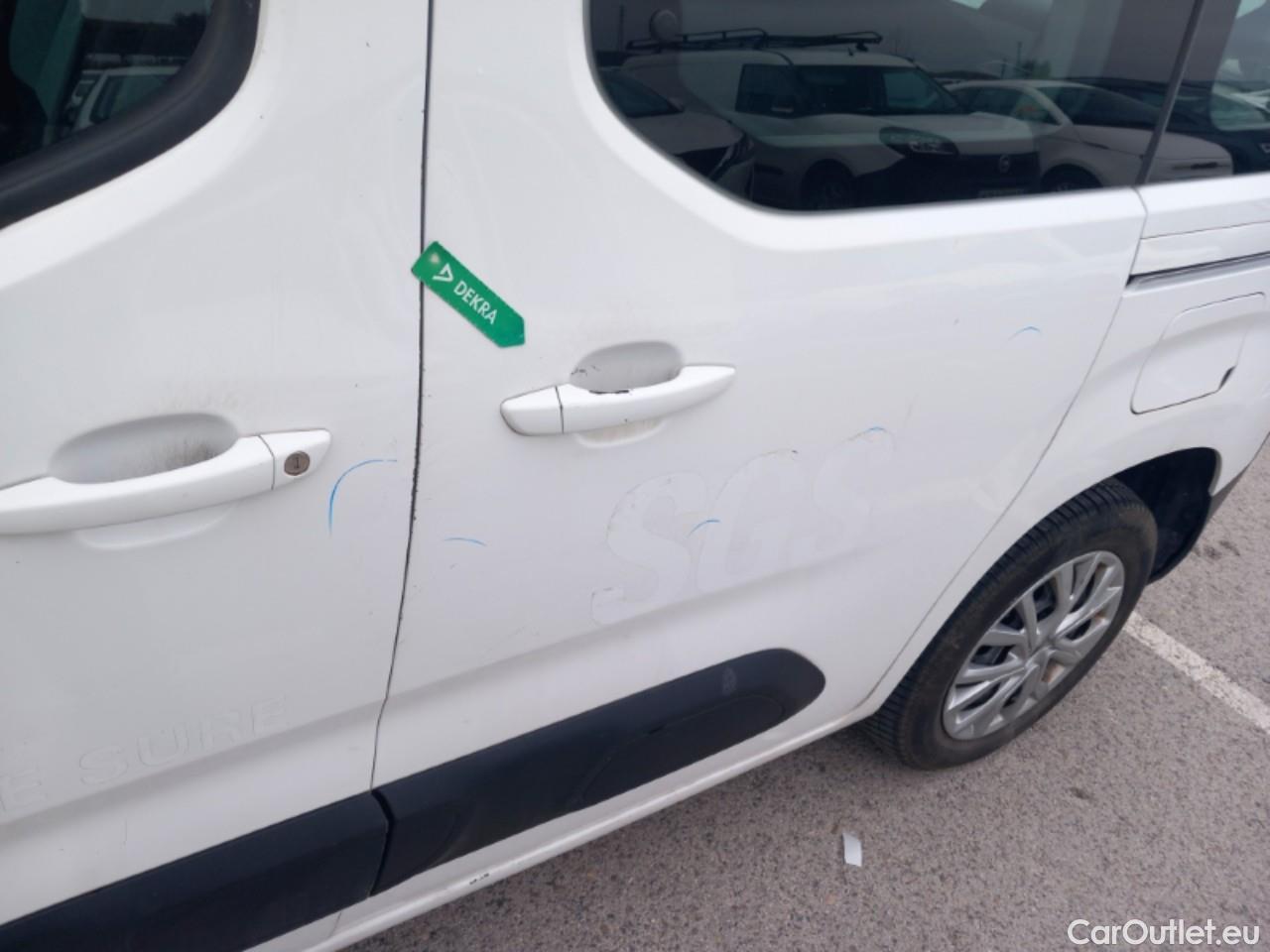  Citroen  Berlingo CITROEN  / 2018 / 5P / monovolumen compacto Talla M BlueHDi 100 S&S FEEL #24