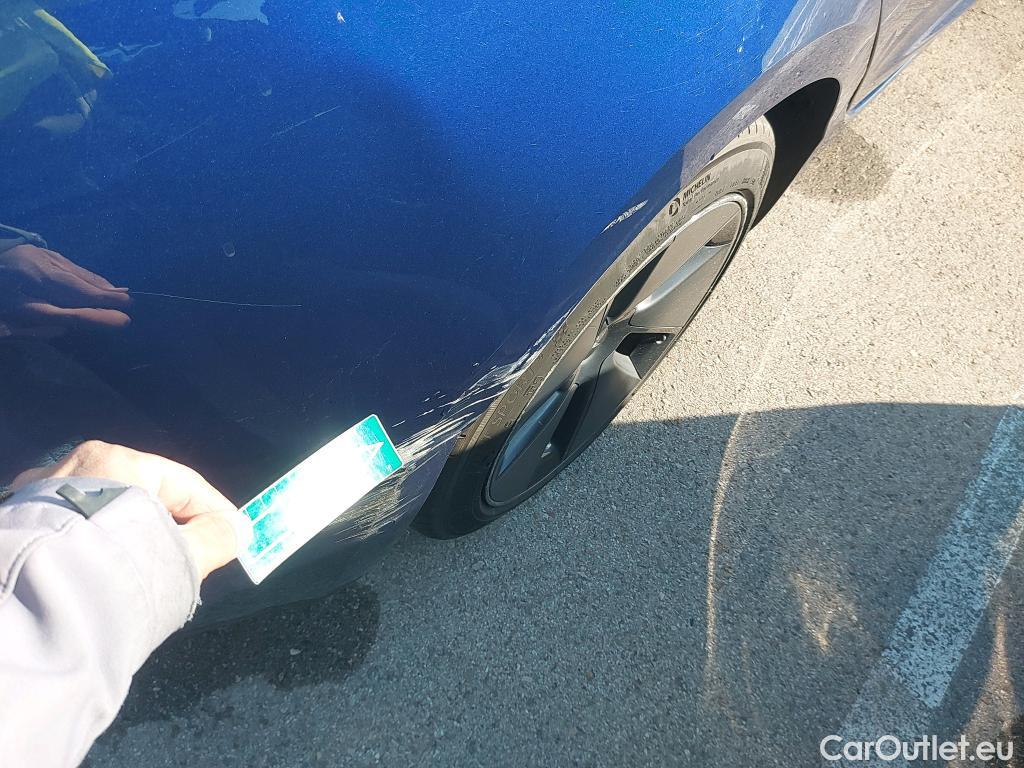  Tesla  Model 3 TESLA  / 2018 / 4P / sedán Gran Autonomía 4WD #19