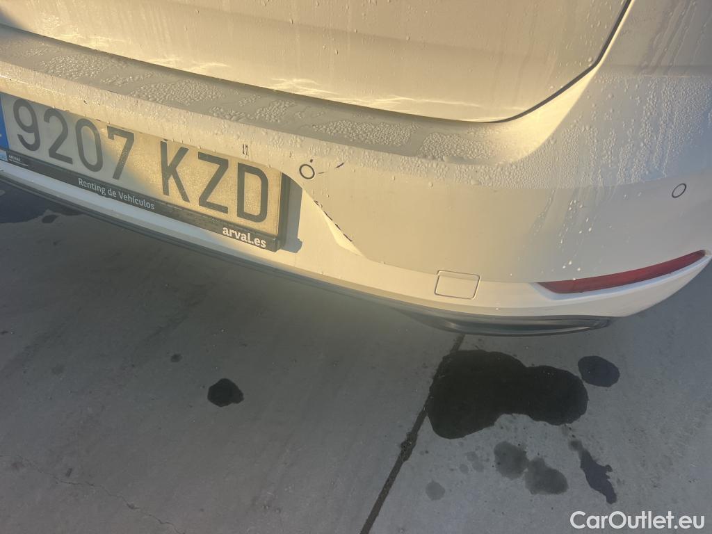  Volkswagen  Golf  VOLKSWAGEN / 2016 / 5P / berlina con portón Ready2Go 1.6 TDI 85kW (115CV) #29