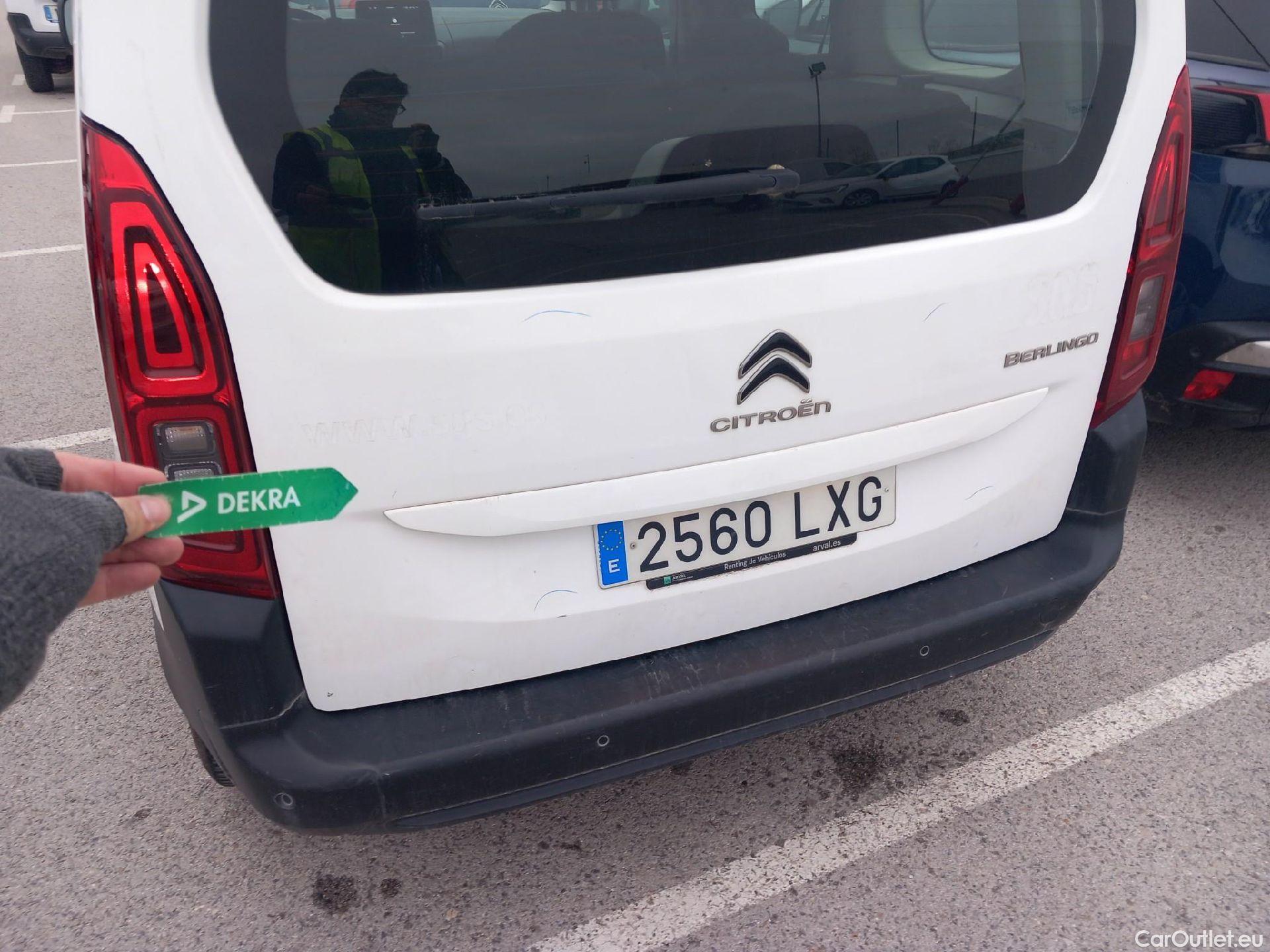  Citroen  Berlingo CITROEN  / 2018 / 5P / monovolumen compacto Talla M BlueHDi 100 S&S FEEL #32