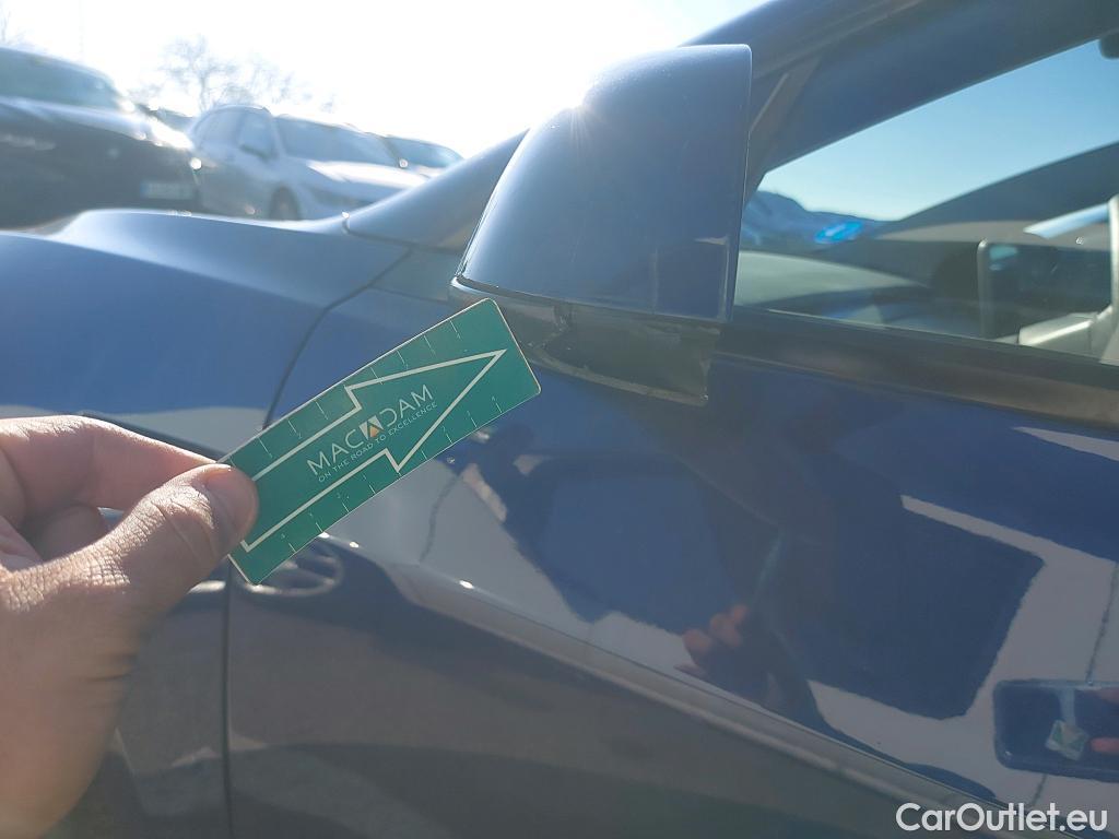  Tesla  Model 3 TESLA  / 2018 / 4P / sedán Gran Autonomía 4WD #3