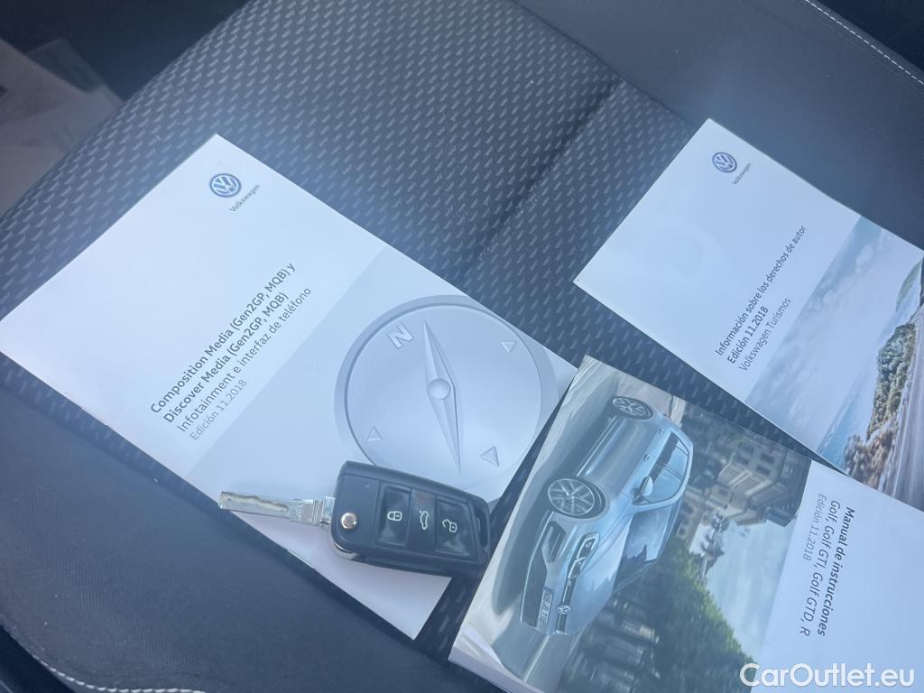  Volkswagen  Golf  VOLKSWAGEN / 2016 / 5P / berlina con portón Ready2Go 1.6 TDI 85kW (115CV) #15