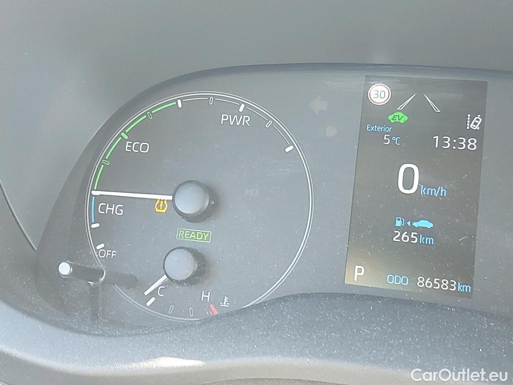  Toyota  Yaris TOYOTA  / 2020 / 5P / berlina con portón 1.5 120H Business Plus #22