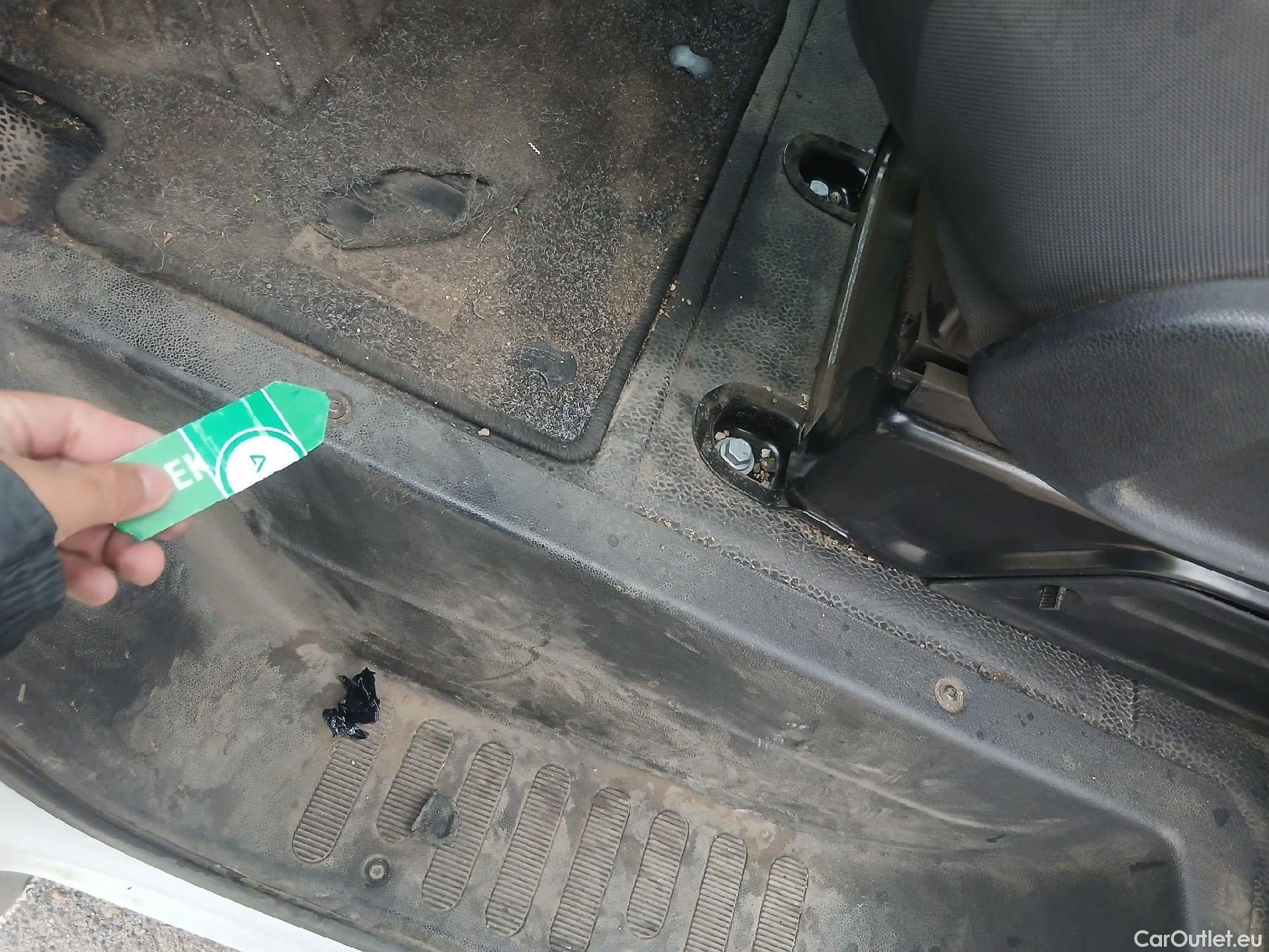  Nissan  NV400 NISSAN  / 2011 / 4P / furgón L2H2 3,5T 2.3dCi 99kW FWD Optima #7