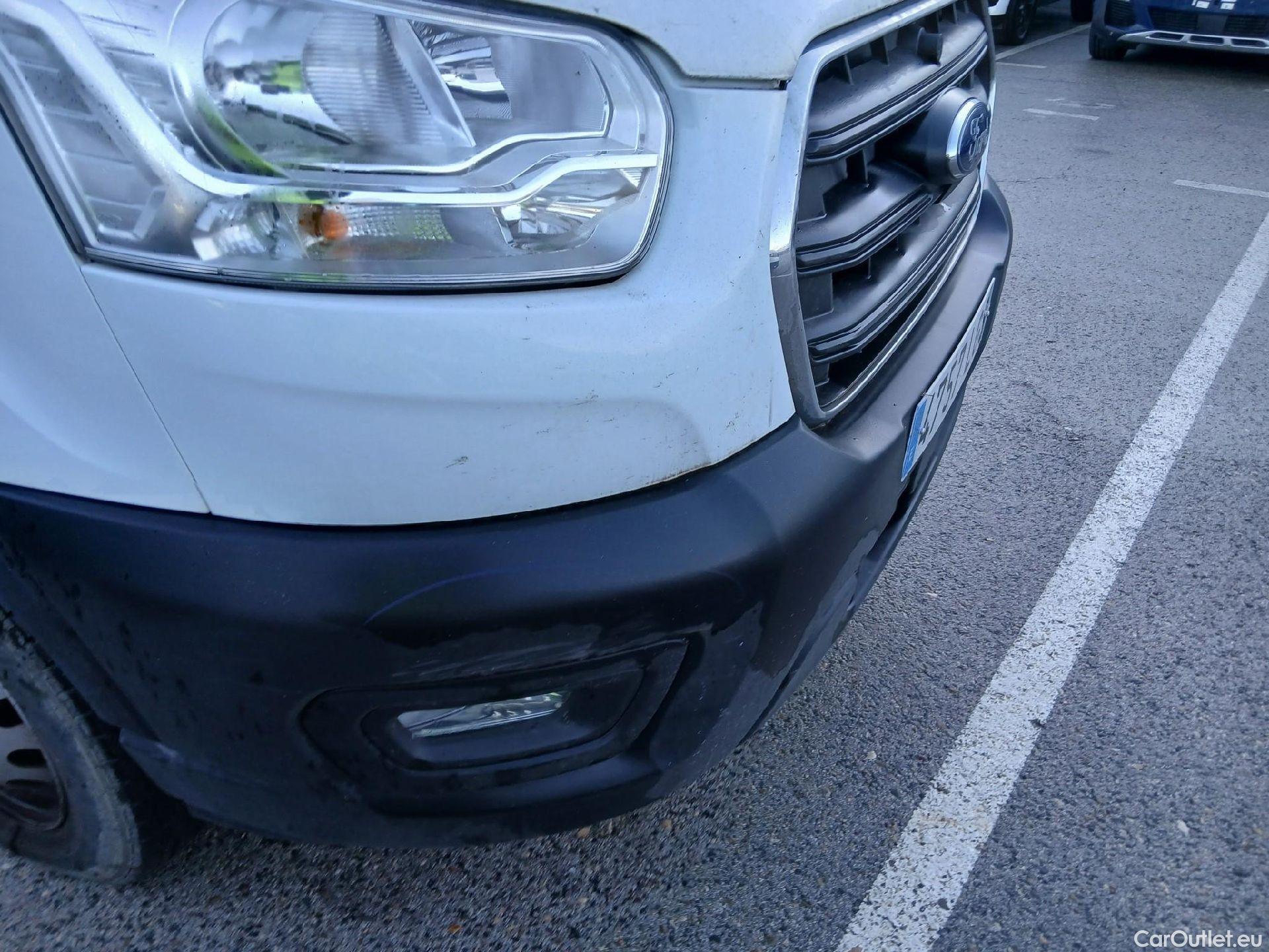  Ford  Transit FORD  / 2013 / 2P / chasis cabina 350 125kW L3 Trend RWD #2