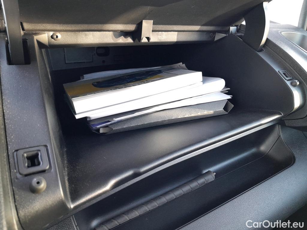  Opel  Combo OPEL  / 2018 / 3P / furgón derivado de turismo Cargo L 650kg Diesel 1.5 100HP S&S MT E6 #9