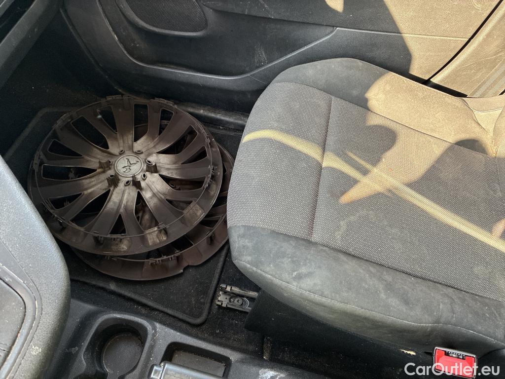  Peugeot  RIFTER PEUGEOT  / 2018 / 4P / combi Active Standard BlueHDi 73kW (IND) (CX2) #25