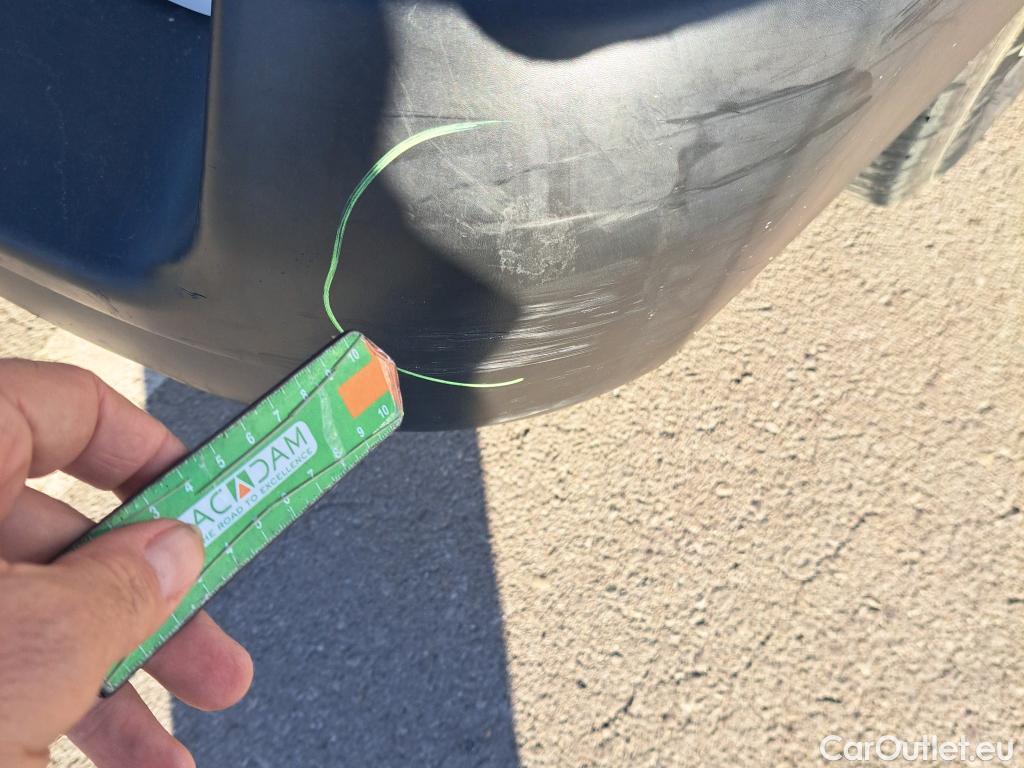  Opel  Vivaro OPEL  / 2019 / 4P / furgón 1.5 Diésel 74kW (100CV) S Inc. Express #44