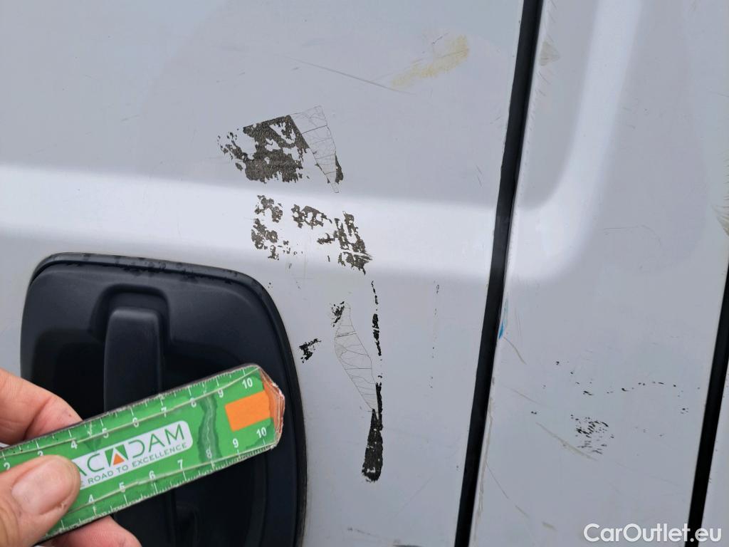  Opel  Movano OPEL  / 2021 / 4P / furgón Base L2H2 3.5T 2.2 BHDi 88kW #22