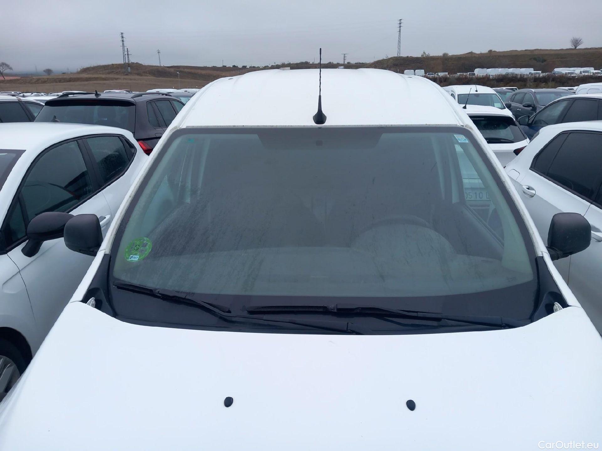  Dacia  Dokker DACIA  / 2013 / 4P / furgón derivado de turismo Van Essential Blue dCi 70kW (95CV) #1