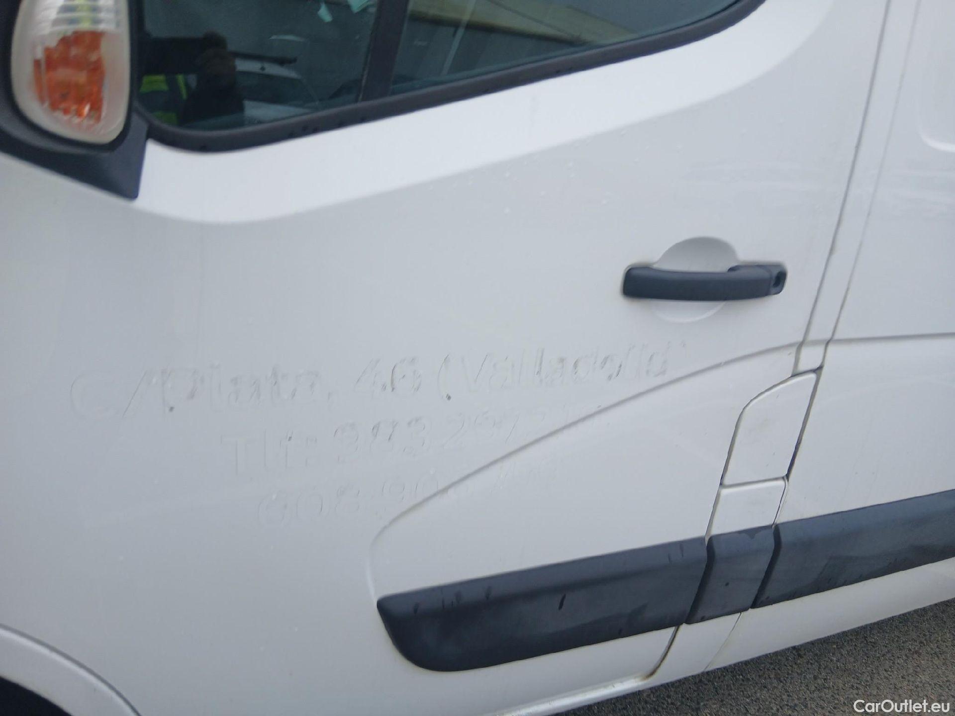  Nissan  NV400 NISSAN  / 2011 / 4P / furgón L2H2 3,5T 2.3dCi 99kW FWD Optima #25