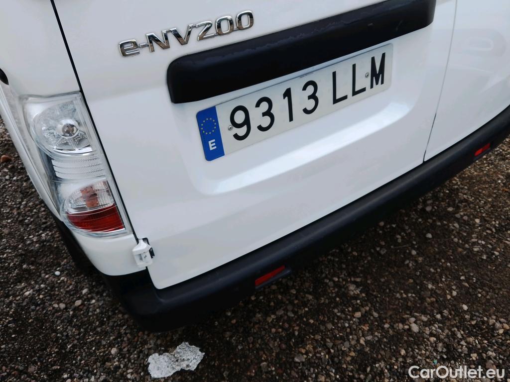  Nissan  NV200 NISSAN e- / 2009 / 5P / combi Combi 5 40 kWh PROFESIONAL #33