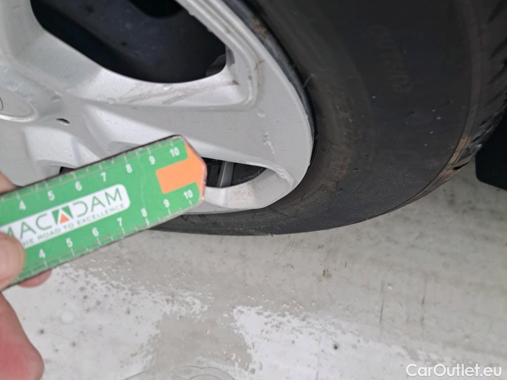  Ford  Transit FORD  Courier/2014/4P/furgón der.turis Van 1.5 TDCi 56kW Trend #27