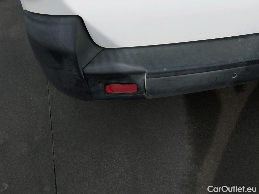  Citroen  Jumpy CITROEN  / 2016 / 4P / furgón DC Abatib Talla XL BlueHDi 120 Control  RAMPA DE ACCESO #30