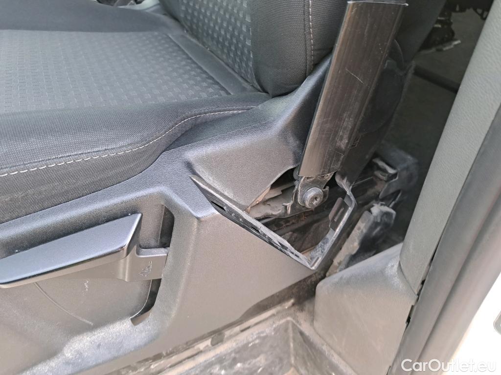  Ford  Transit  Custom Combi / Tourneo Custom 320 L1 Trend 2.0 Ecoblue 150CV MT6 E6d #34