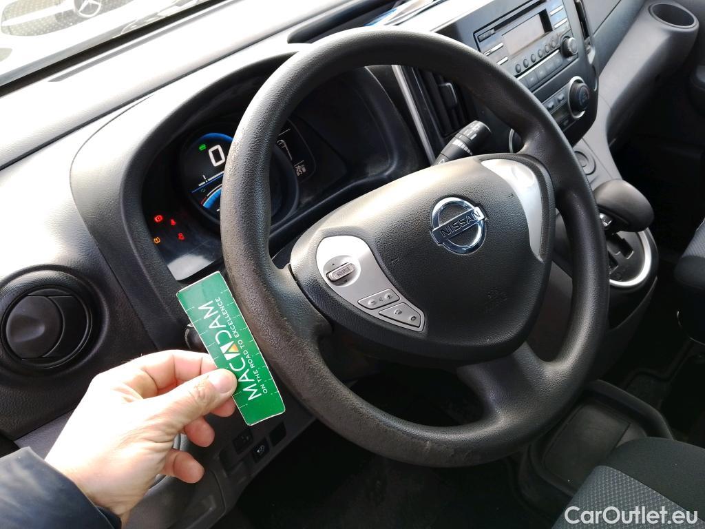  Nissan  NV200 NISSAN e- / 2009 / 5P / combi Combi 5 40 kWh PROFESIONAL #1