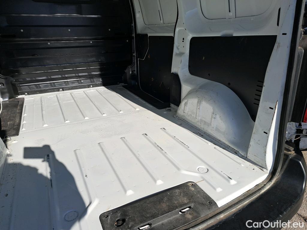  Peugeot  Expert PEUGEOT  / 2016 / 4P / furgón Furgón Premium 1.5 BlueHDi 100 Standard (AC) #33