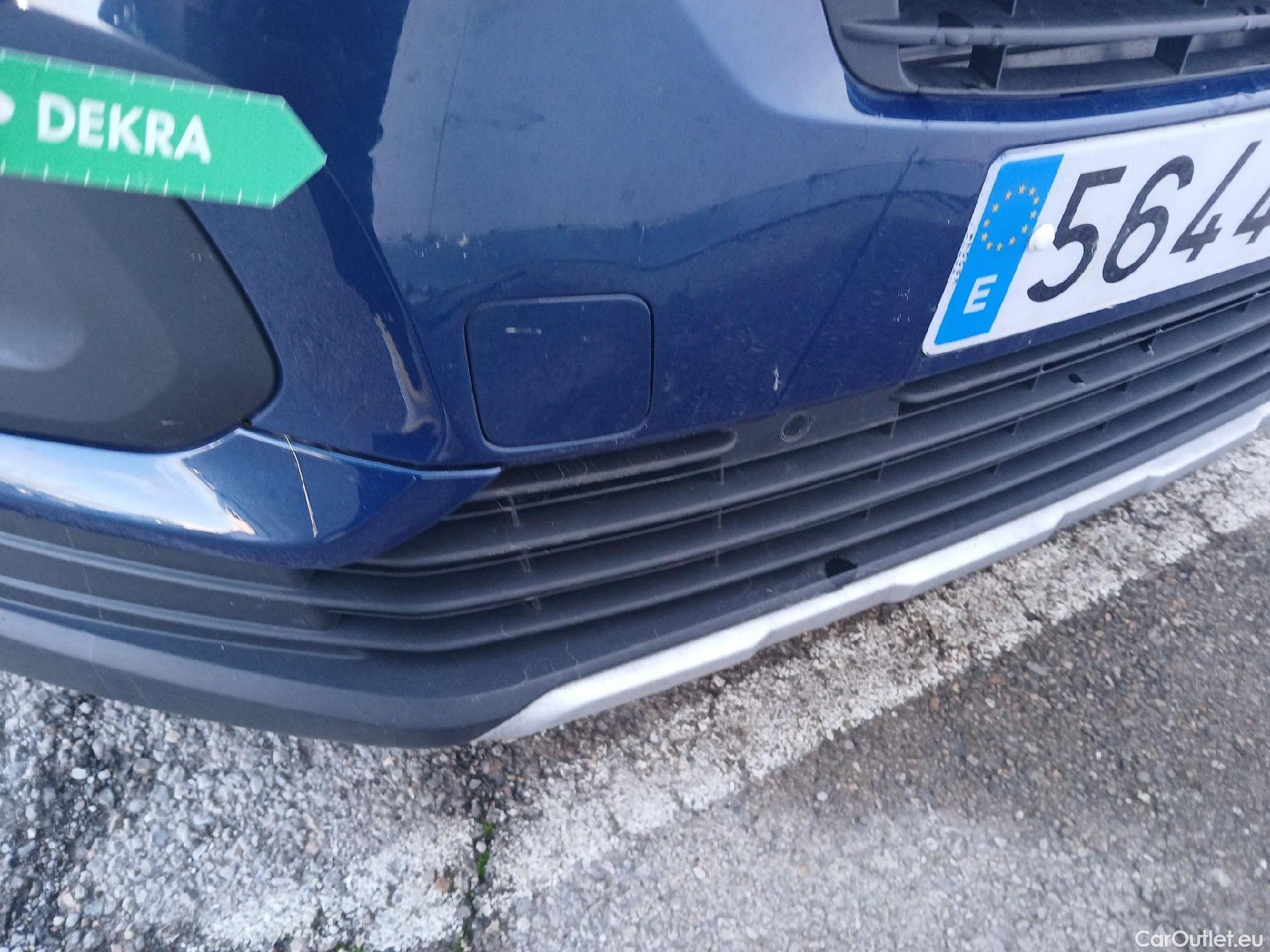  Peugeot  RIFTER PEUGEOT  / 2018 / 5P / monovolumen compacto GT Line Long BlueHDi 96kW #9