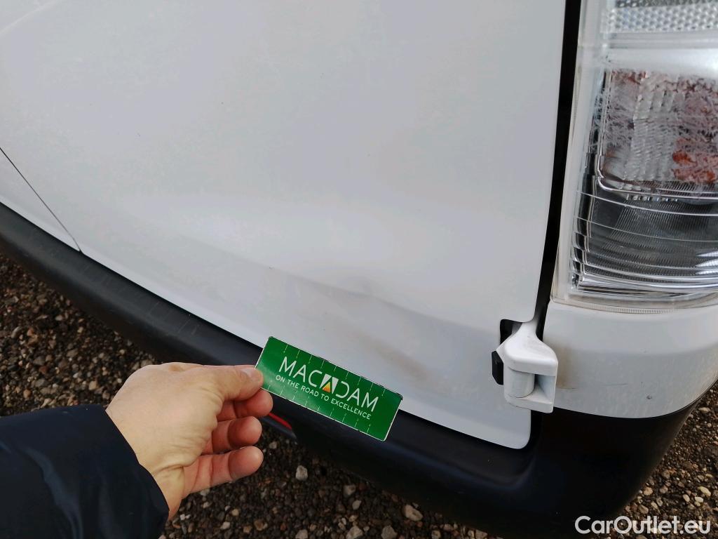  Nissan  NV200 NISSAN e- / 2009 / 5P / combi Combi 5 40 kWh PROFESIONAL #32