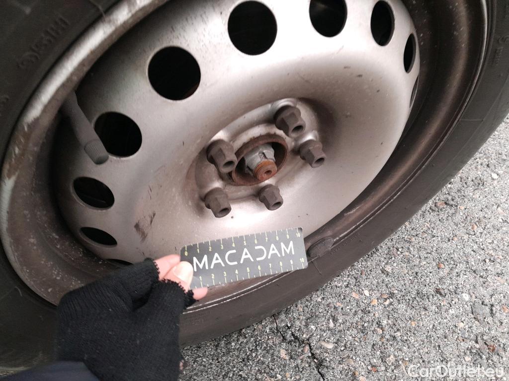  Renault  Kangoo RENAULT  Furgón/2013/3P/furgón derivado de turismo Profesional Blue dCi 70kW (95CV) #31