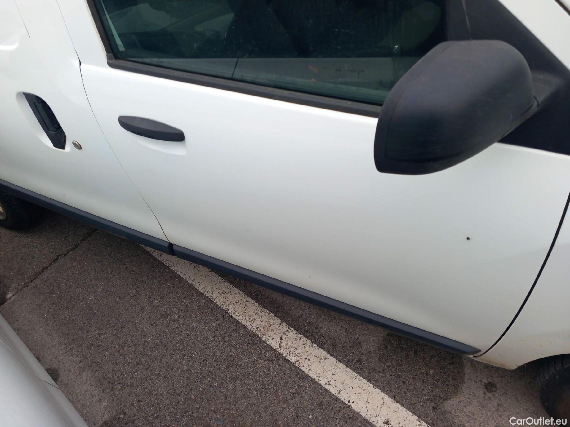  Dacia  Dokker DACIA  / 2013 / 4P / furgón derivado de turismo Van Essential Blue dCi 70kW (95CV) #30