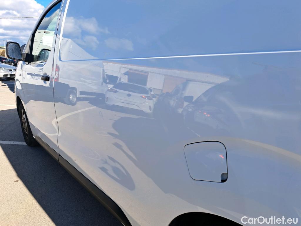  Peugeot  Expert PEUGEOT  / 2016 / 4P / furgón Furgón Premium 1.5 BlueHDi 100 Standard (AC) #28