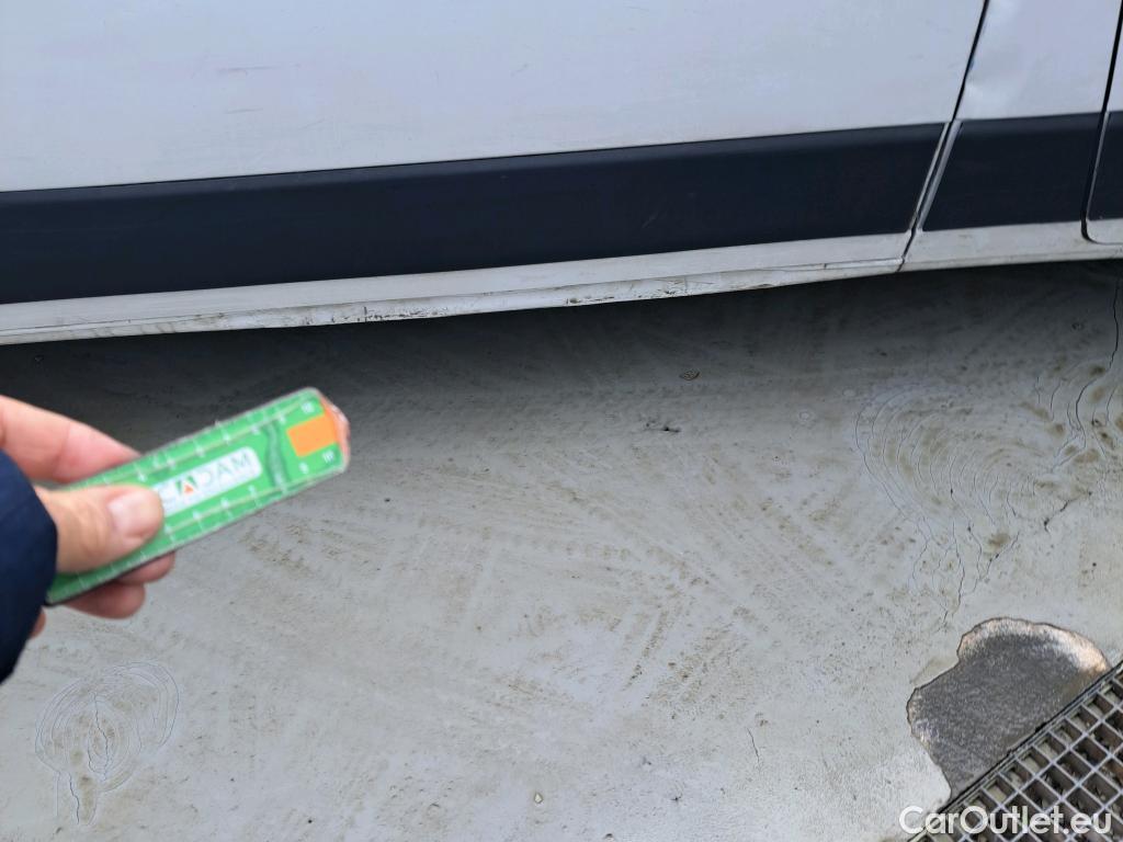  Opel  Movano OPEL  / 2021 / 4P / furgón Base L2H2 3.5T 2.2 BHDi 88kW #23