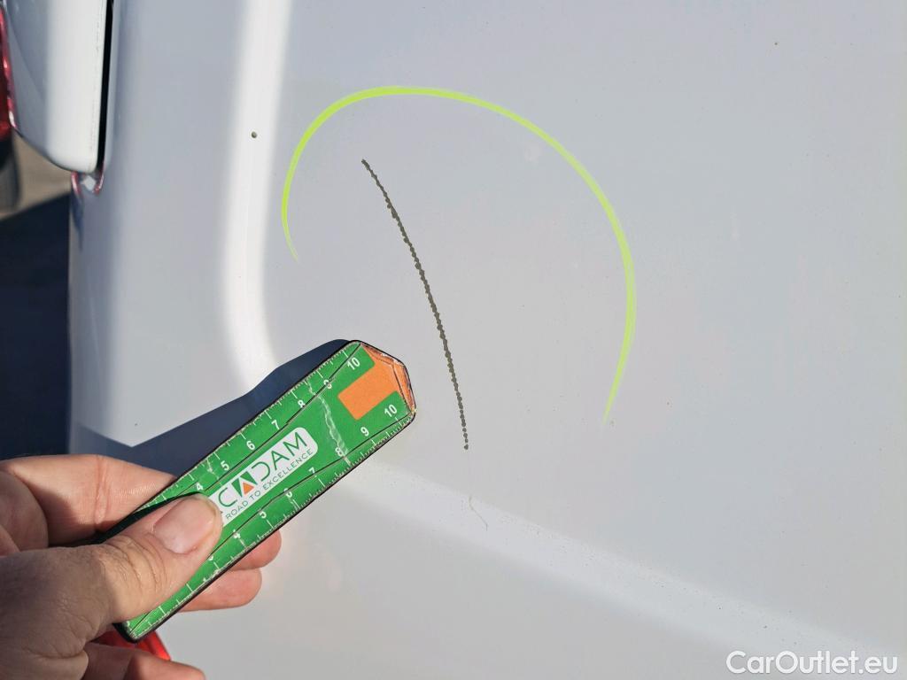  Opel  Vivaro OPEL  / 2019 / 4P / furgón 1.5 Diésel 74kW (100CV) S Inc. Express #25