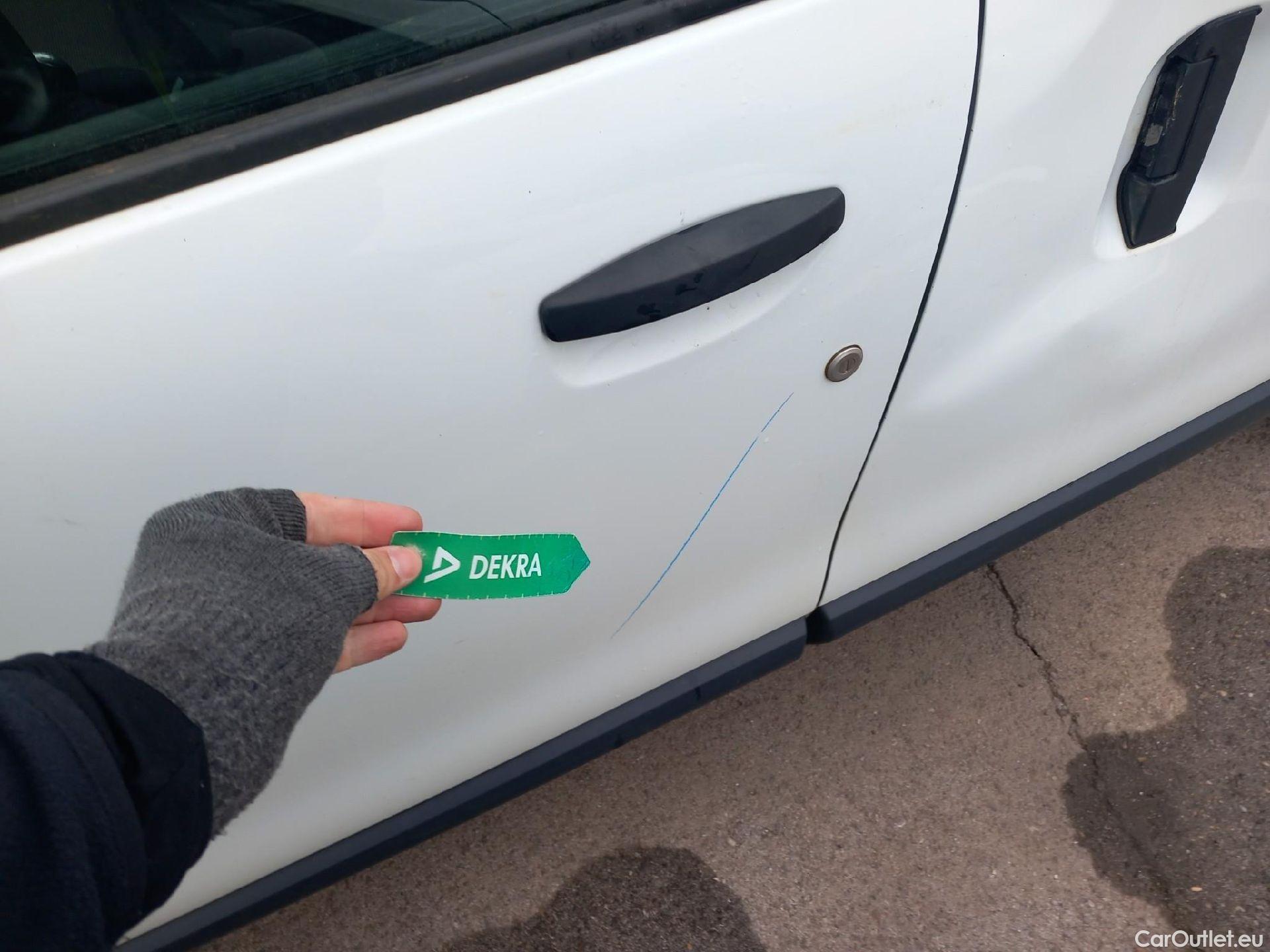  Dacia  Dokker DACIA  / 2013 / 4P / furgón derivado de turismo Van Essential Blue dCi 70kW (95CV) #16