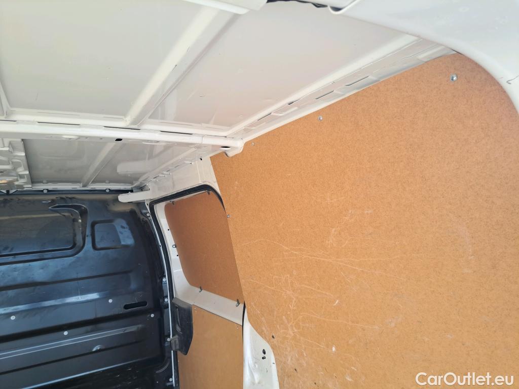  Opel  Vivaro OPEL  / 2019 / 4P / furgón 1.5 Diésel 74kW (100CV) S Inc. Express #65