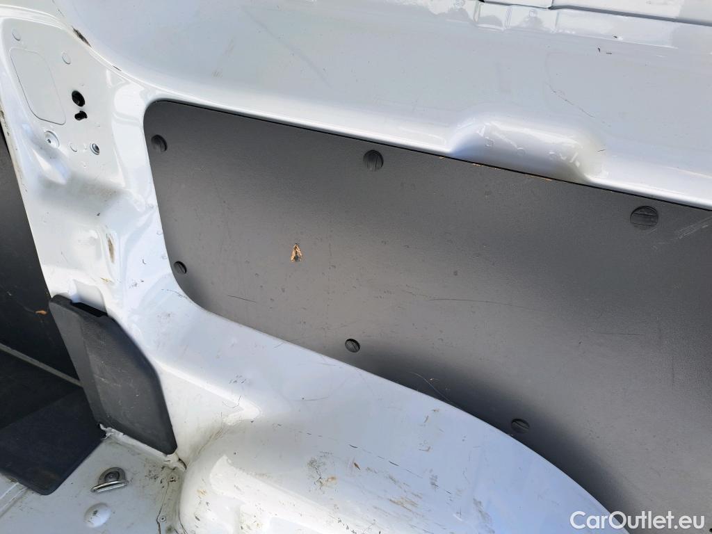  Peugeot  Expert PEUGEOT  / 2016 / 4P / furgón Furgón Premium 1.5 BlueHDi 100 Standard (AC) #14