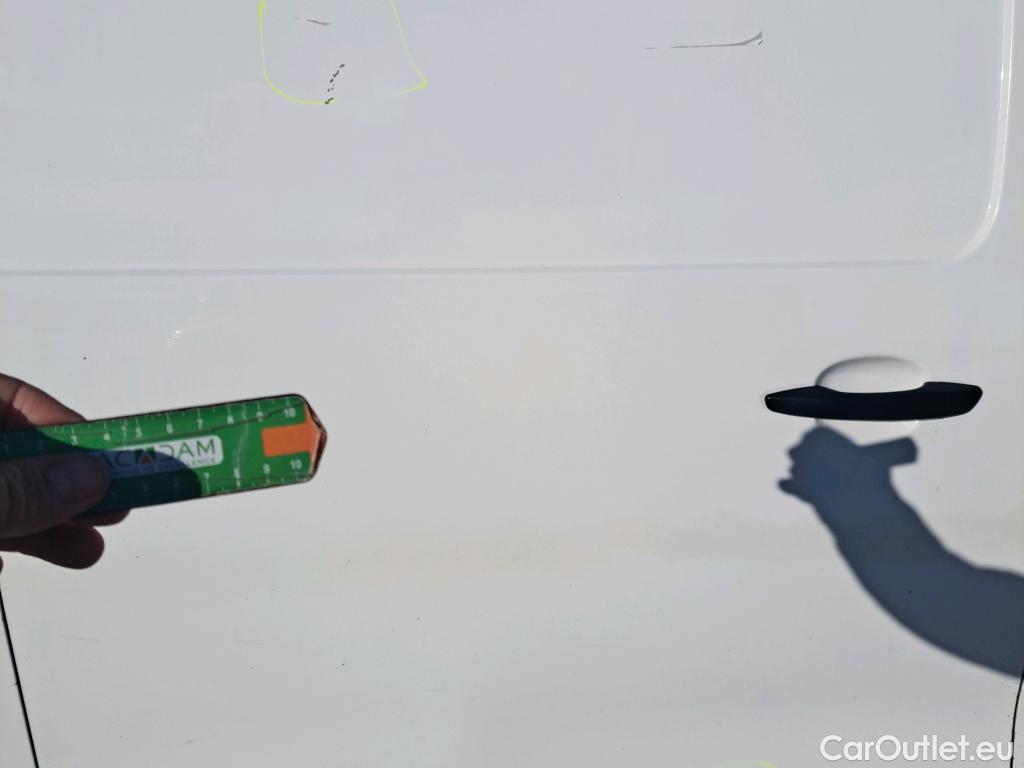  Opel  Vivaro OPEL  / 2019 / 4P / furgón 1.5 Diésel 74kW (100CV) S Inc. Express #10