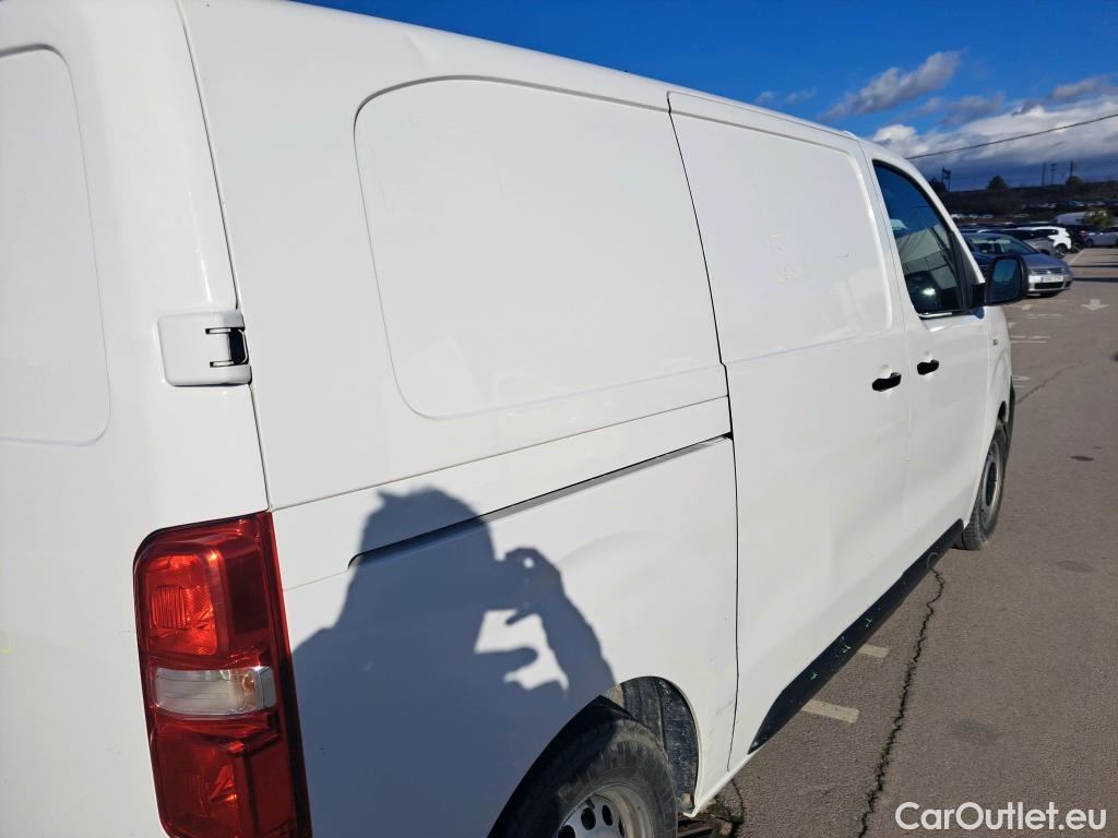  Opel  Vivaro OPEL  / 2019 / 4P / furgón 1.5 Diésel 74kW (100CV) S Inc. Express #53